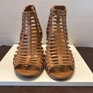 Women's Tan Gladiator Sandals